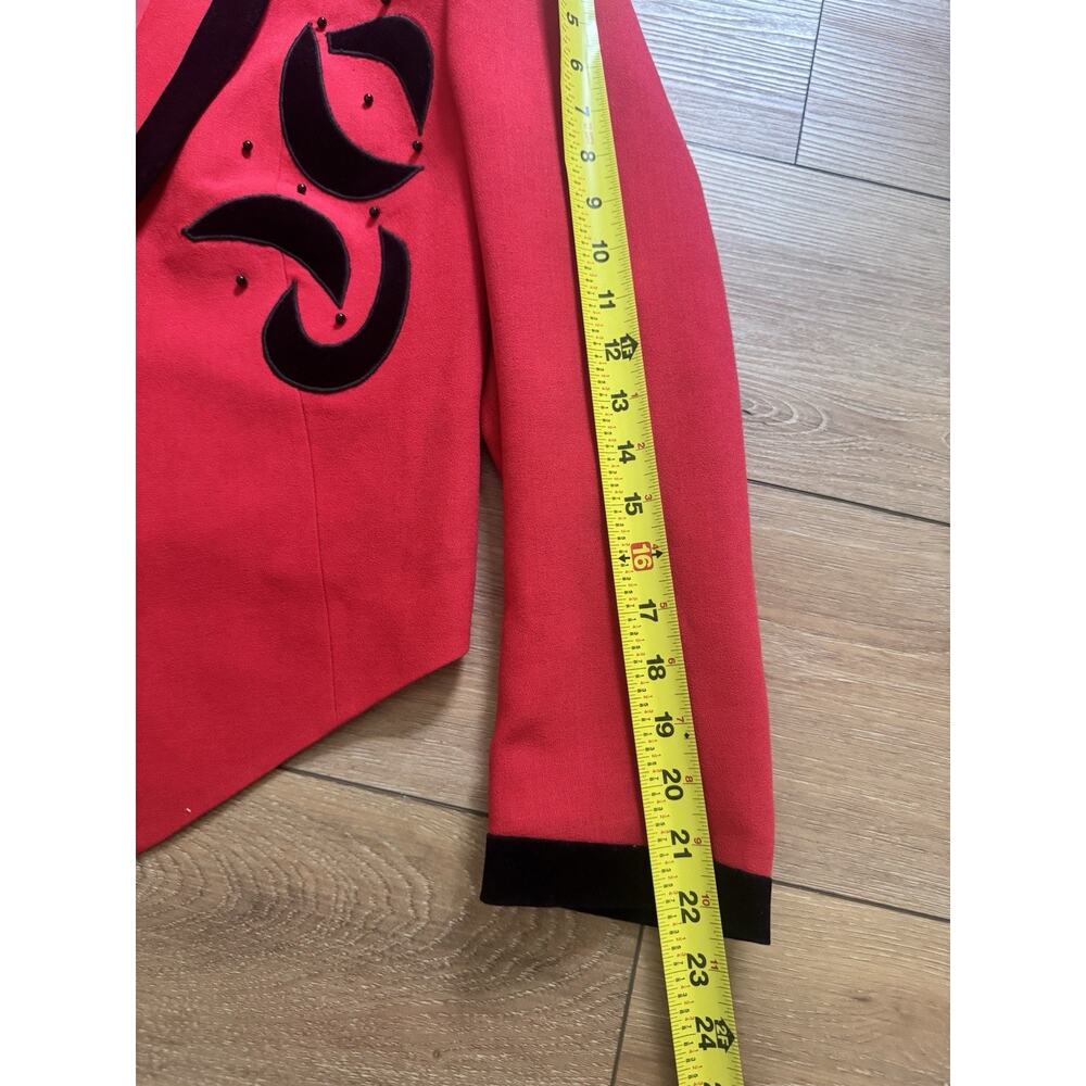 Vintage 80s 90s Red Black Beaded Cropped Short Jacket Open Front Statement MED - Picture 13 of 16